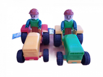 Mini tractor cu figurina 12 cm Lena
