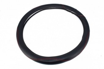 Husa volan imitatie piele negru cusatura rosie marime M 