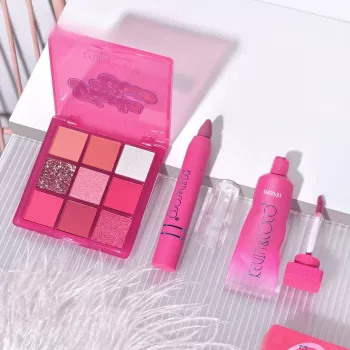 Set 3 Produse de Machiaj KEVIN & COCO Pink Hearted 9 culori 15.5 x 13 x 3.4 cm 