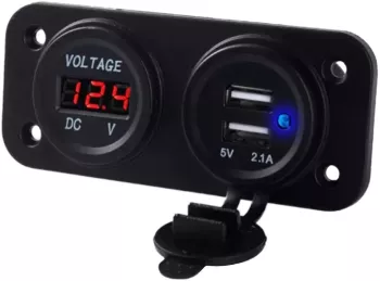 Voltmetru cu 2 x porturi incarcare USB pentru vehicule offroad ATV SSV quad moto sau utilaje agricole alimentare 12V 
