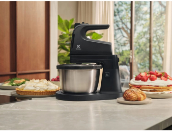 Mixer cu bol Electrolux Seria 500 ESM4B 