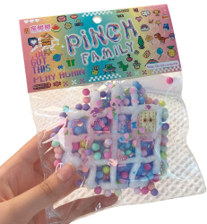 Jucarie Antistres Squishy Flippy cu Revenire Lenta Model Waffle 6x6 cm 99g Ambalaj Transparent Multicolor 