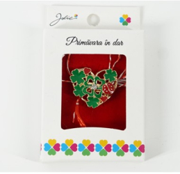Martisor Brosa Mica in Cutie Dimensiune Brosa 2.5-3 cm Material Metal Model Inima Ccu Trifoi 