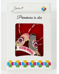 Martisor Brosa Mica in Cutie Dimensiune Brosa 2.5-3 cm Material Metal Model Vestitorii Primaverii 