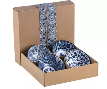 Set de 4 boluri din portelan cu model floral japonez albastru - RESIGILAT 