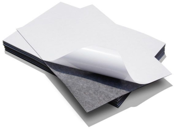 Folie magnetica Estelle format 10x15 cu suprafata autoadeziva solvent 1 mm grosime 1 coala 