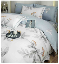 Lenjerie de lux cu elastic albastru deschis si alb din bumbac finet 6 Piese cu flori portocalii 