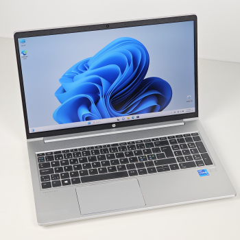 Laptop Second Hand HP PROBOOK 450 G8 Procesor I5 1135G7 Memorie RAM 16 GB SSD 256 GB NVME Windows 11 Pro Webcam EUUS Ecran 15 6 inch Grad 