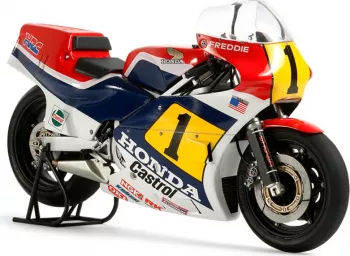 Kit de construit motocicleta Honda NS500 84 1 12 