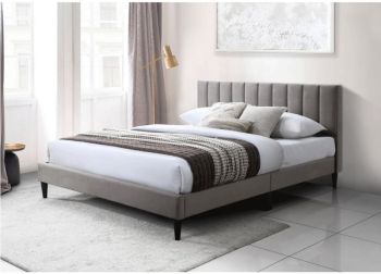 Pat dublu KL Amalia tapitat cu catifea somiera inclusa structura lemn masiv 160x200 cm maro deschis 