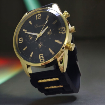 Ceas barbatesc casual quartz curea silicon negru cu detalii aurii 
