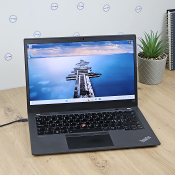 Laptop Second Hand LENOVO THINKPAD T14S GEN2 Procesor I5 1135G7 Memorie RAM 8 GB SSD 256 GB NVME Windows 11 Pro Webcam US/UK Backlight 