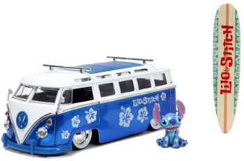 Autobuz metalic Volkswagen T1 si figurina Stitch scara 1 24 