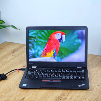 Laptop Second Hand LENOVO THINKPAD 13 2ND GEN Procesor I5 7200U Memorie RAM 8 GB SSD 256 GB NVME Windows 10 Pro Webcam US/UK Ecran 13.2 