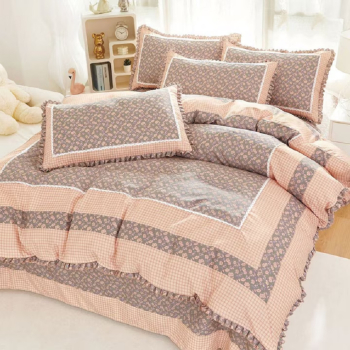 Lenjerie de pat 4 piese dublu Deluxe din Bumbac Soft Touch cu Volanase 230x250cm-inclusiv partea de volan ZUBI HOME V13 