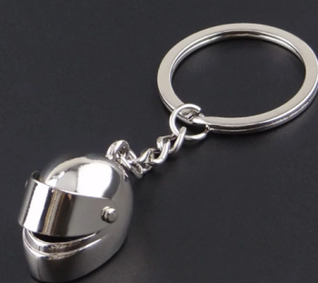 Cheita Casca Argintie - Accesoriu pentru pasionatii de motoare 