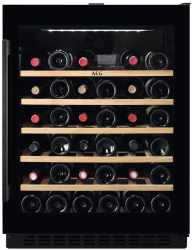 Racitor de vinuri incorporabil AEG AWUS052B5B capacitate 52 sticle Control electronic 82cm Negru 