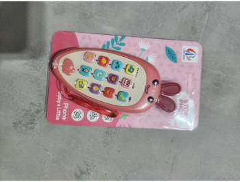 Jucarie Interactiva Flippy Telefon Inteligent Model Morcov Functii Educative Muzicale si Voce 4-6 ani 19 x 11.5 cm din Plastic Roz 