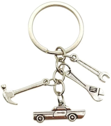 Breloc multifunctional din metal cu surubelnita ciocan si cheie cadou elegant pentru barbati 