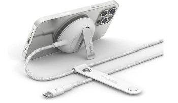 Incarcator fara fir pentru telefon Belkin BoostCharge Pro cu MagSafe 15 W - RESIGILAT 