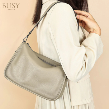 Geanta din piele naturala pentru dama BUSY LDY and GTM® Emma curea umar motiv traditional Gri/bej 