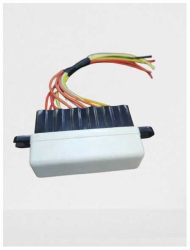 Suport siguranta auto medie 20mm cutie /bloc pentru 6 sigurante 10A /incluse /cu fir 