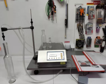 Masina imbuteliere lichide neacidulate 