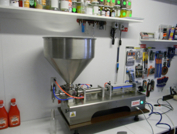 Masina de imbuteliat creme 