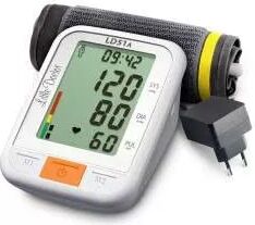 Tensiometru electronic de braț Little Doctor LD 51a afișaj XXL detector aritmie afișare data și ora adaptor priza inclus