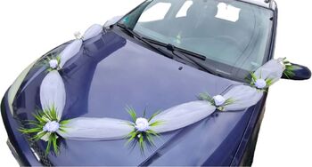 Aranjament floral mașini tematica nunta albastru 3 m trandafiri