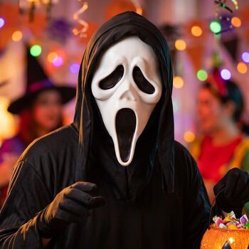 Masca pentru Halloween Goodmark model Ghost Face cu gluga neagra one size
