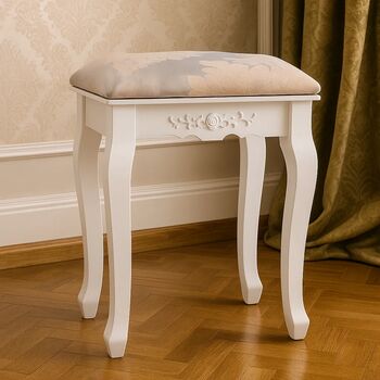 Taburet Pentru Masa De Toaleta/Machiaj Alb Vintage Dimensiune 38 x 28 x 45 cm