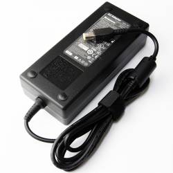 Incarcator laptop Lenovo 135W 6.75A 20V conector dreptunghiular tip USB 