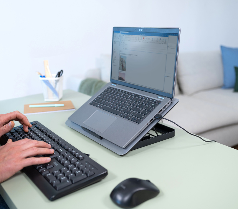 Stand Cooler Pad Laptop Trust Exto 16 Gri 24613 la CEL.ro