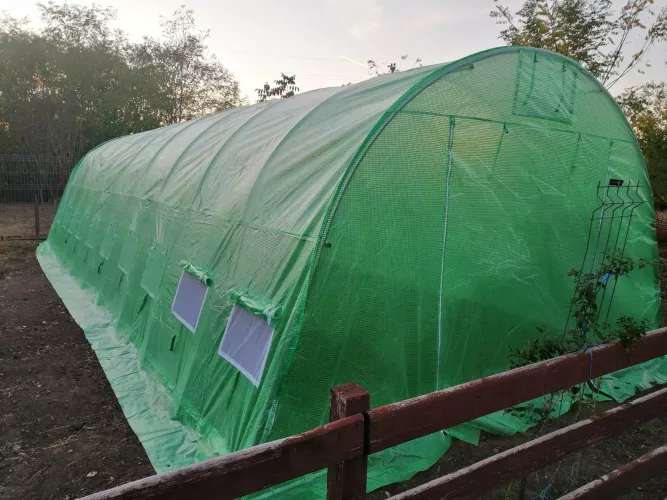 4x4 m Solar de gradina 16 mp teava galvanizata