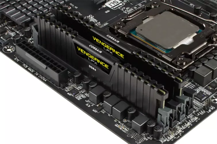 Kit RAM Corsair DDR4 16GB 3200MHz CL16 2X8GB Vengeance LPX