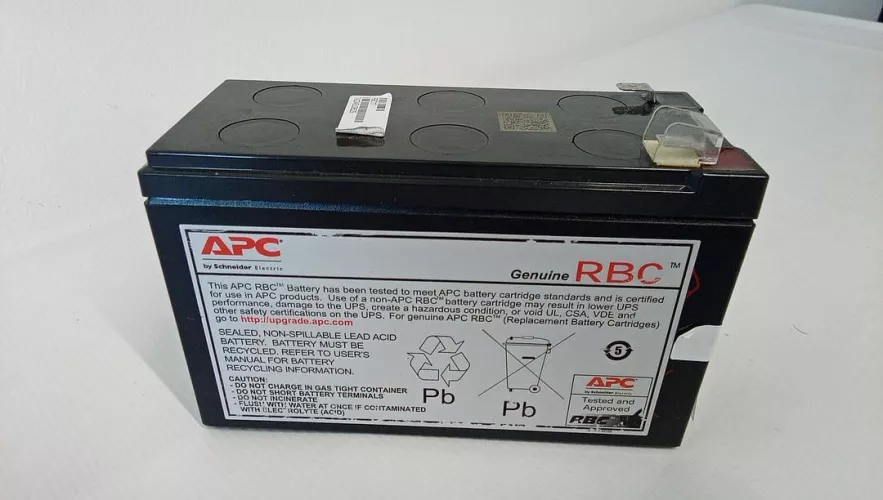 Acumulator APC UPS RBC17 pentru APC BE650G1 - BN900M - RESIGILAT ...