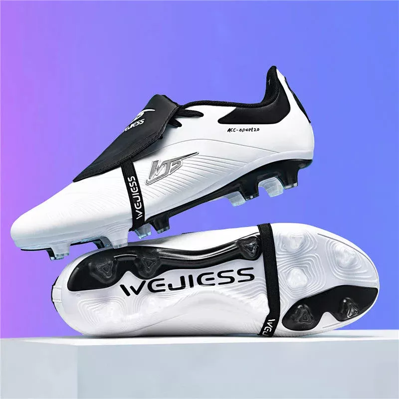 Ghete de fotbal MBrands 8.7 cu crampoane din plastic FG alb 37