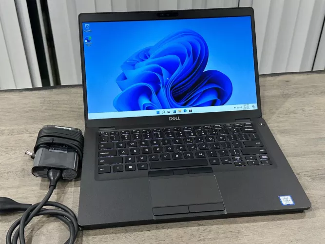 Dell Latitude 5400 Usato: 14", I5-8365U, 16GB RAM, 256GB NVMe, Win11 Pro + Office Attivato