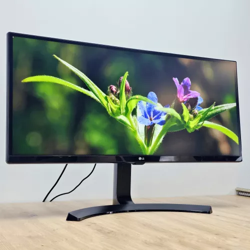 34インチ UltraWide™ QHD (3440 x 1440) IPSモニター - 34WL750-B | LG