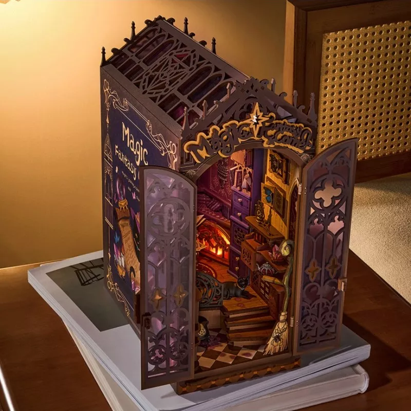 Puzzle 3D Cotor de carte Magic Fantasy Corner Rolife 185 piese