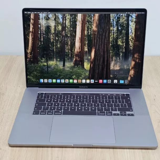 Apple MacBook Pro 15 1/A1990 Refurbished I7-8750H 16 GB RAM 512 GB