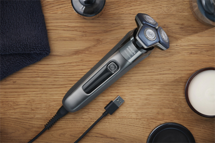 Aparat de barbierit PHILIPS Shaver Seria 5000 S5887/10 barbierit umed/uscat