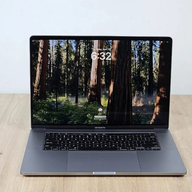Apple MacBook Pro 16インチ　 i7-16- 512 オフィス Apple MacBook Pro 16インチ Retinaディスプレイ Late 2019/第9世代
