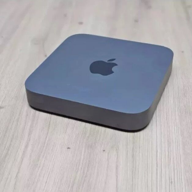Apple Mac Mini 8 1 / A1993 Refurbished Procesor I7 8700B Memorie