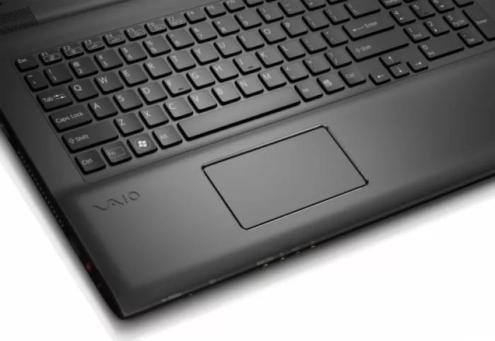 Laptop Sony Vaio E1711X1E i7-3612QM 750GB 8GB HD7650M 2GB WIN7