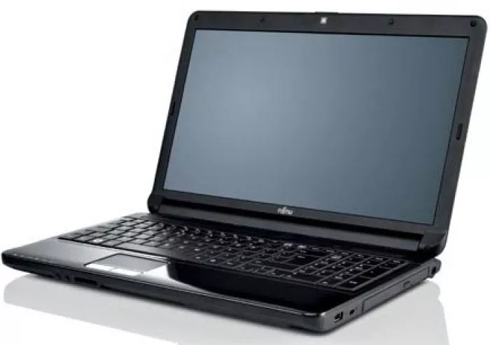 Notebook Fujitsu Lifebook AH530 i3 380M 500GB 3GB