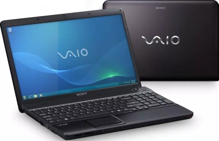 Notebook Sony Vaio VPC-EH2Q1EB i5 2430M 640GB 4GB GT410M WIN7